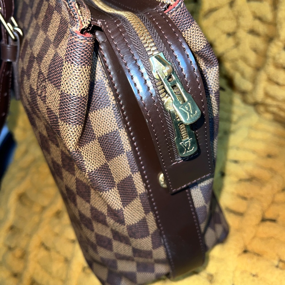 🔥🔥Louis Vuitton Vintage Damier Ebene Chelsea Tote Bag ASO958
AUTHENTIC LV🔥🔥 - Picture 7 of 16